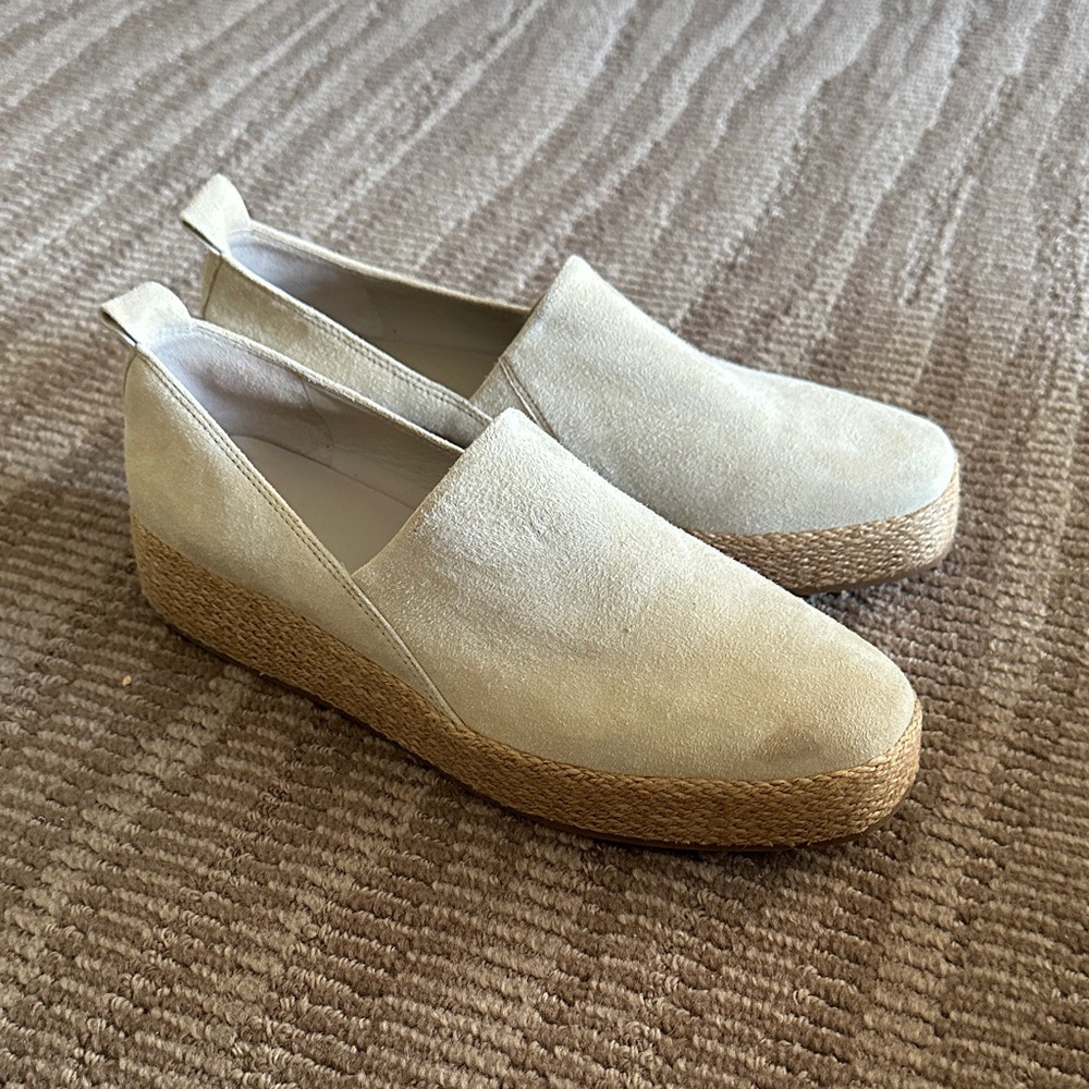 Vince Saxon Suede Espadrille Wedge Platform Sneakers Womens 8M Cream Beige